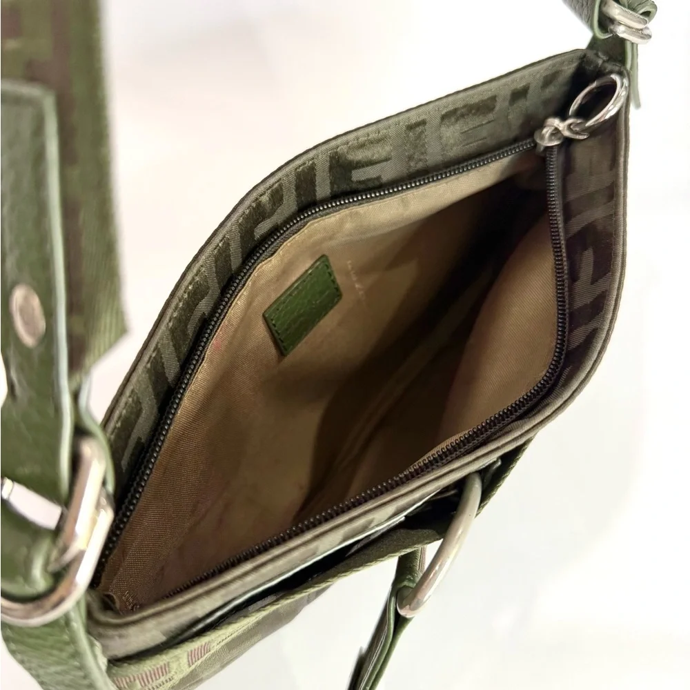 ✨SOLD✨ Vintage Fendi Green Zucca Shoulder Bag - Picture 12 of 13